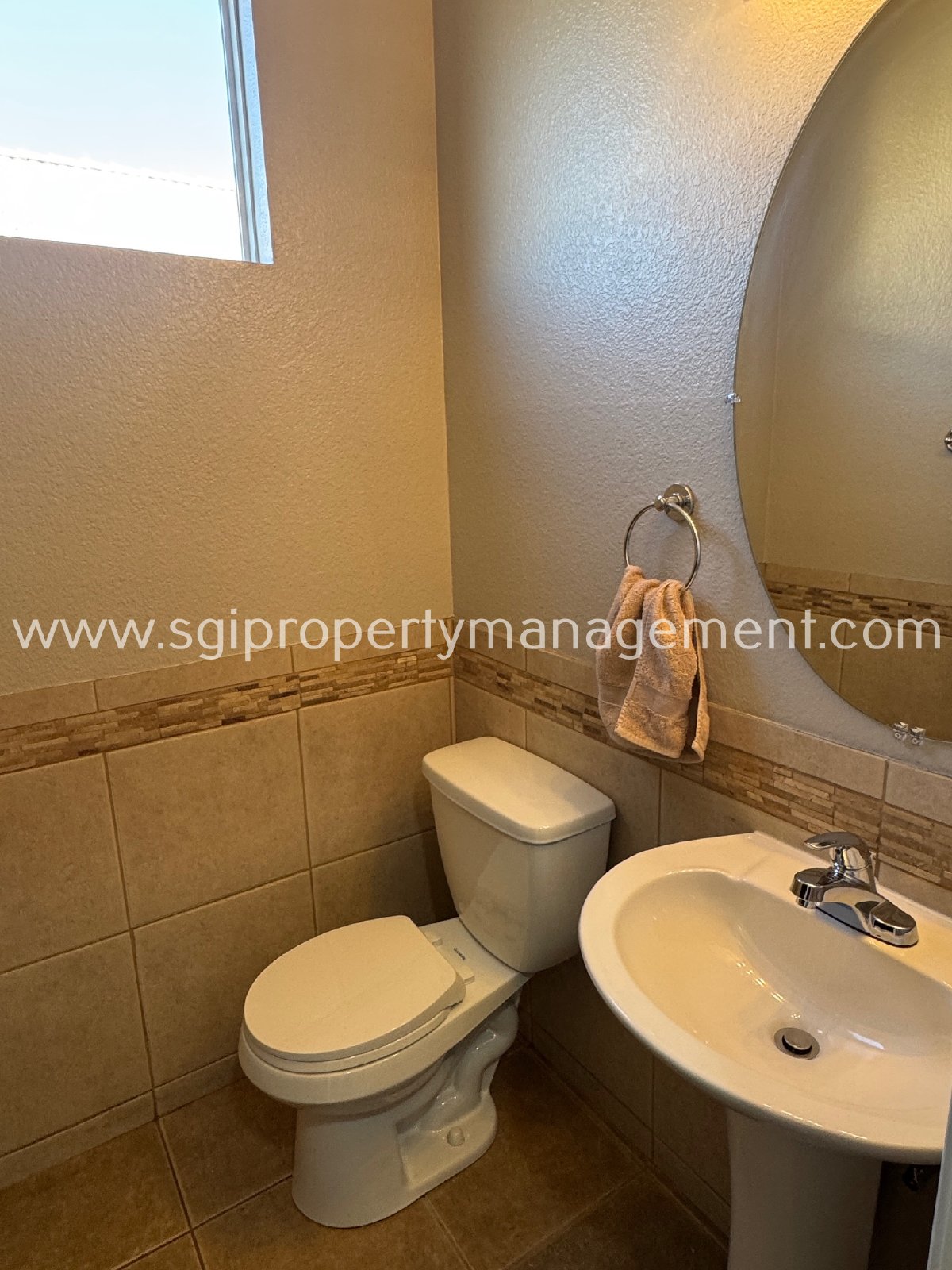 Avondale home in great location for rent property image