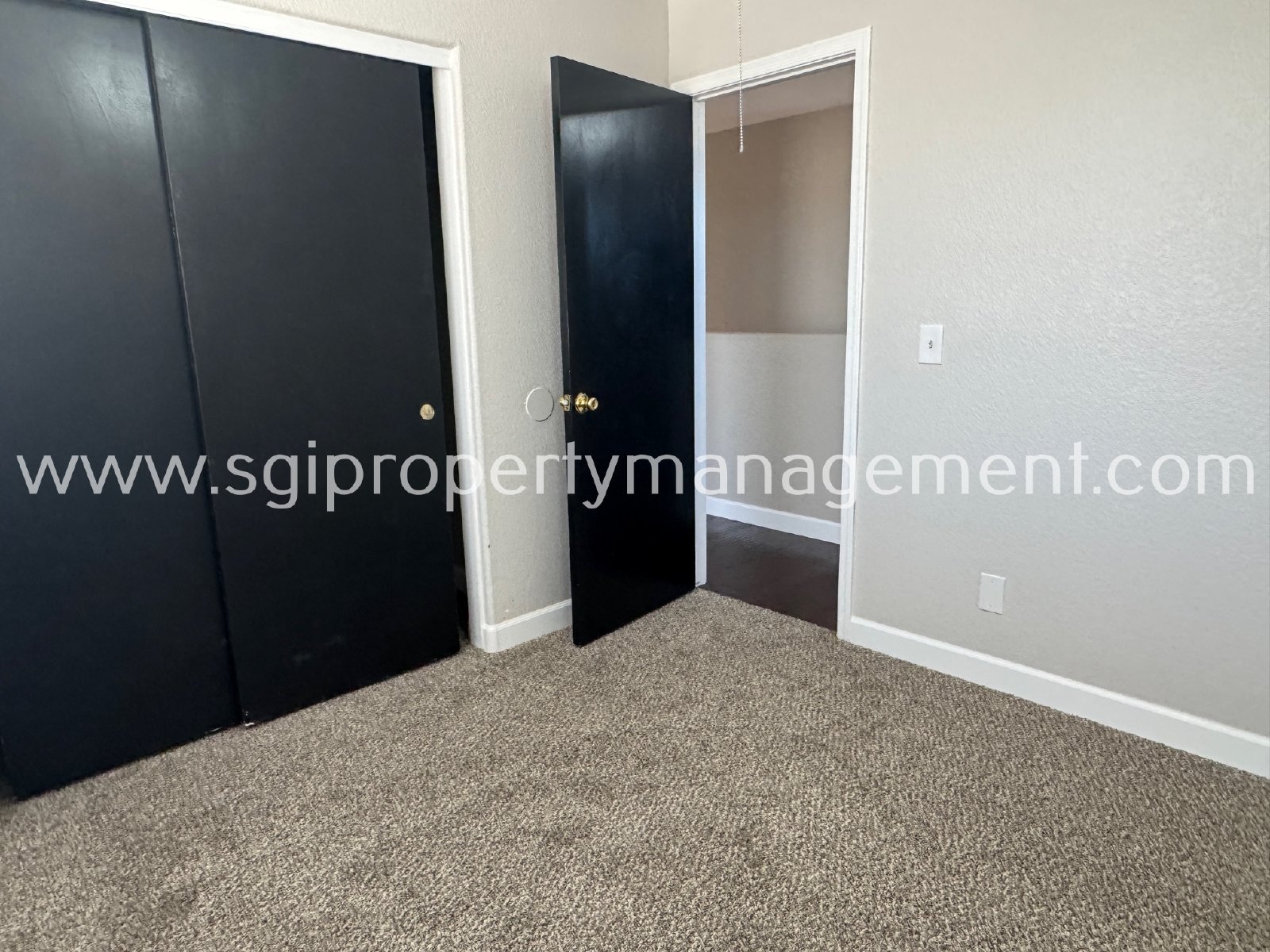 Avondale home in great location for rent property image