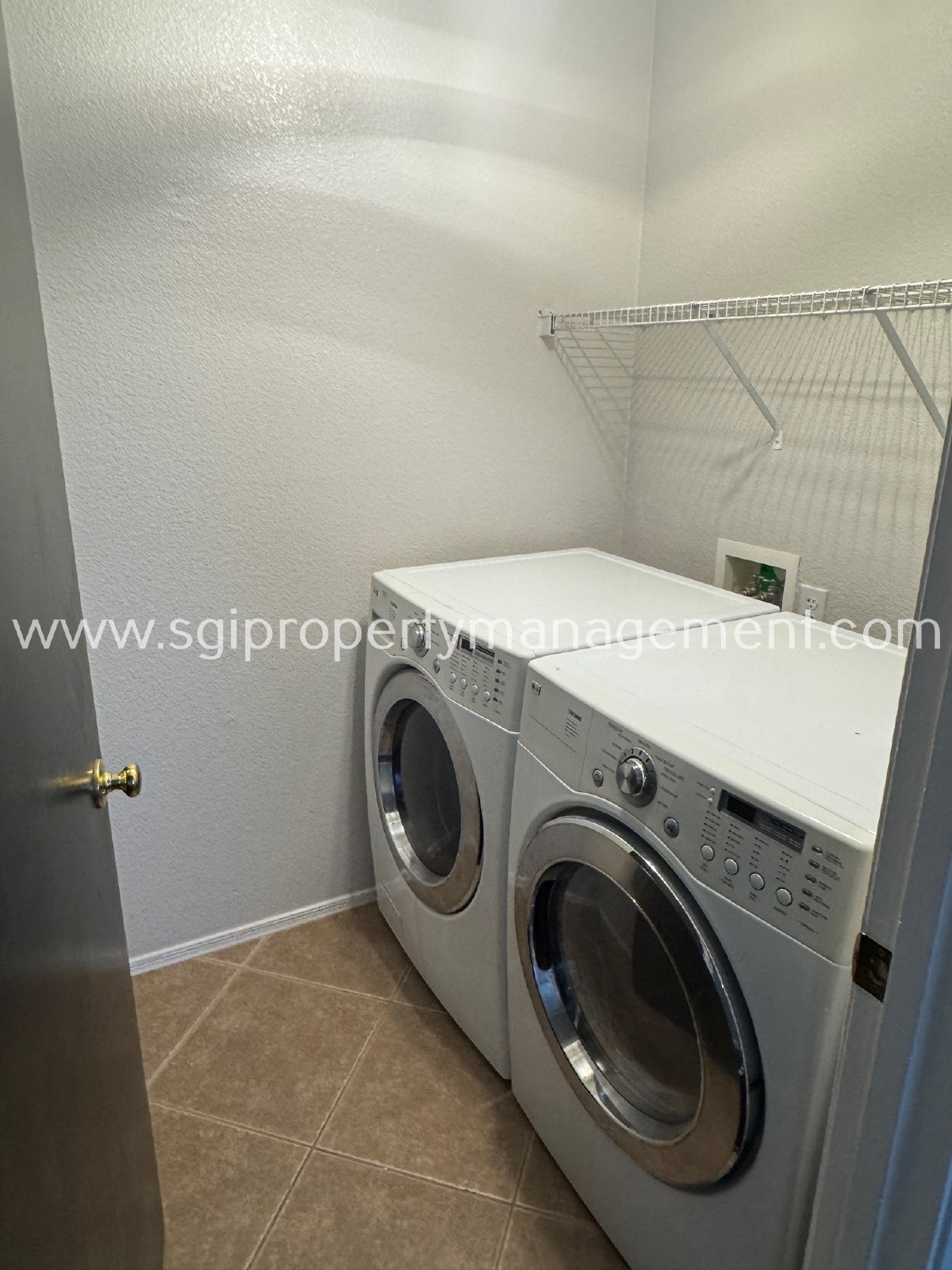 Avondale home in great location for rent property image