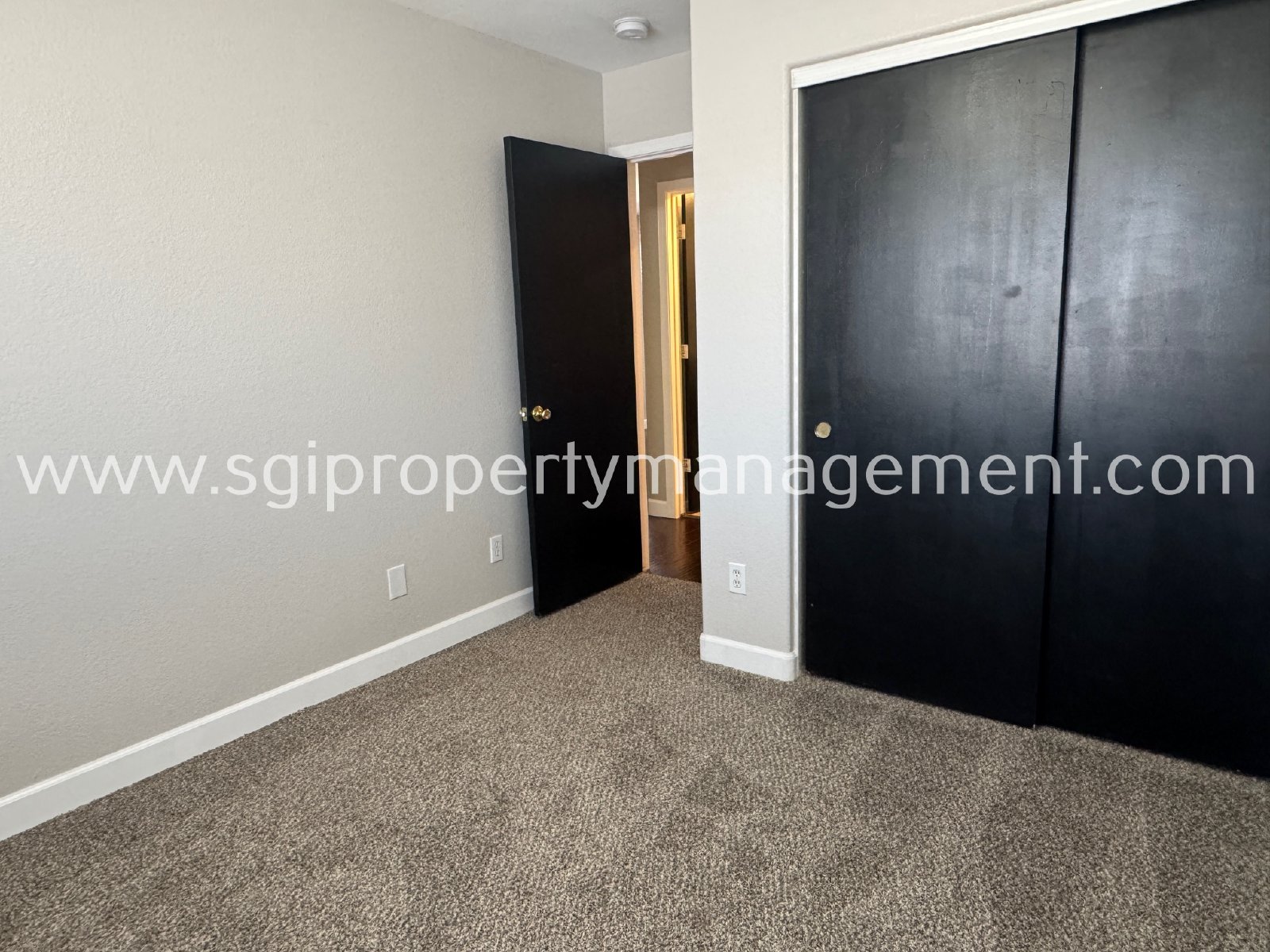 Avondale home in great location for rent property image