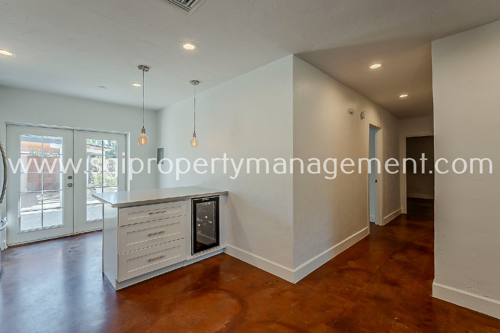 Renovated historic home with Casita property image