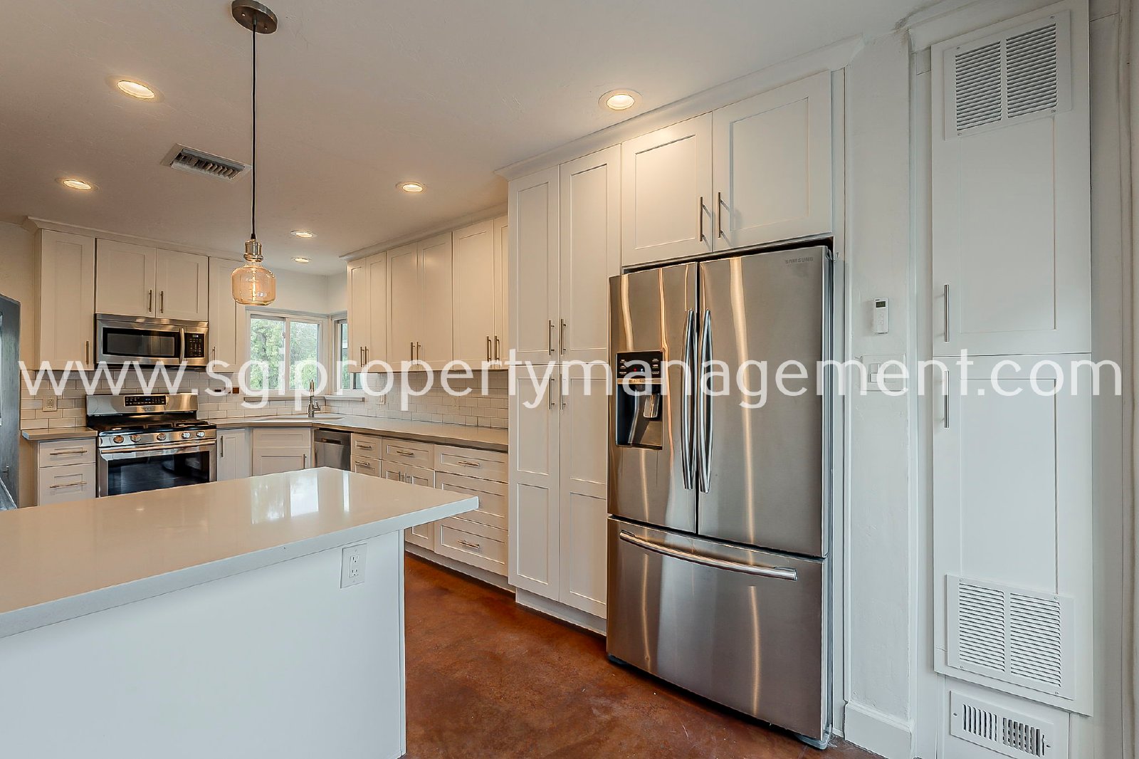 Renovated historic home with Casita property image
