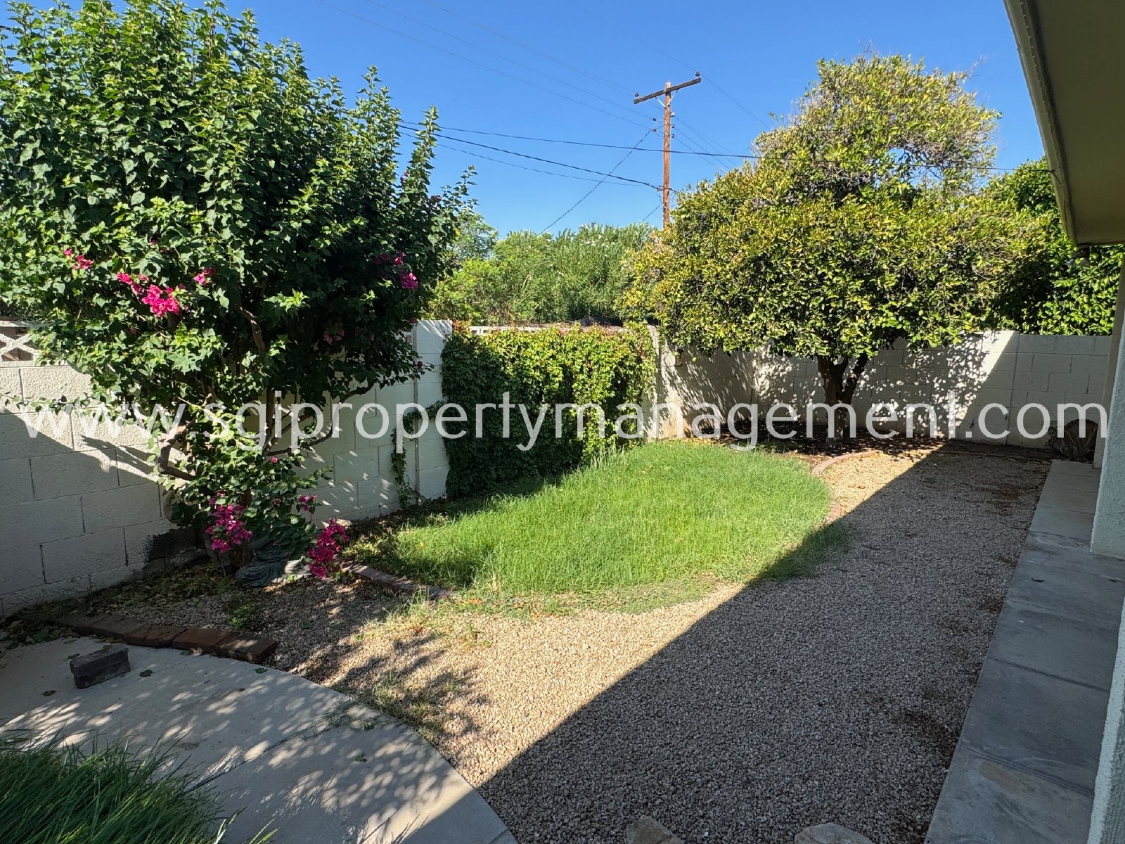 3 bedroom, 2.5 bathroom Tempe home property image