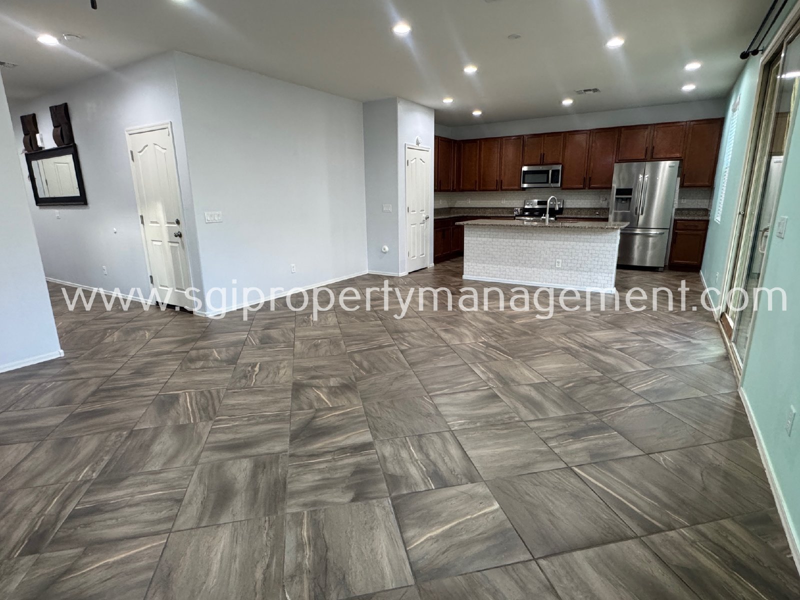 Great 3 bedroom in gated community property image