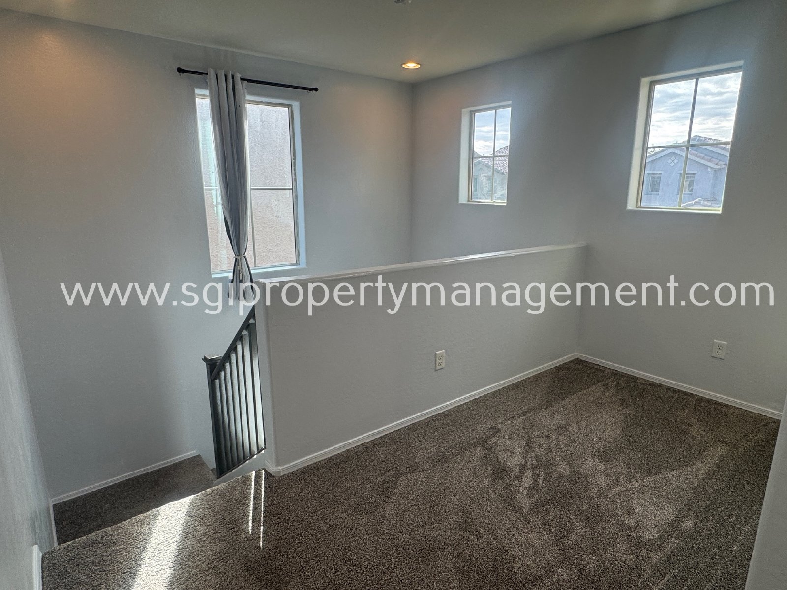 Great 3 bedroom in gated community property image