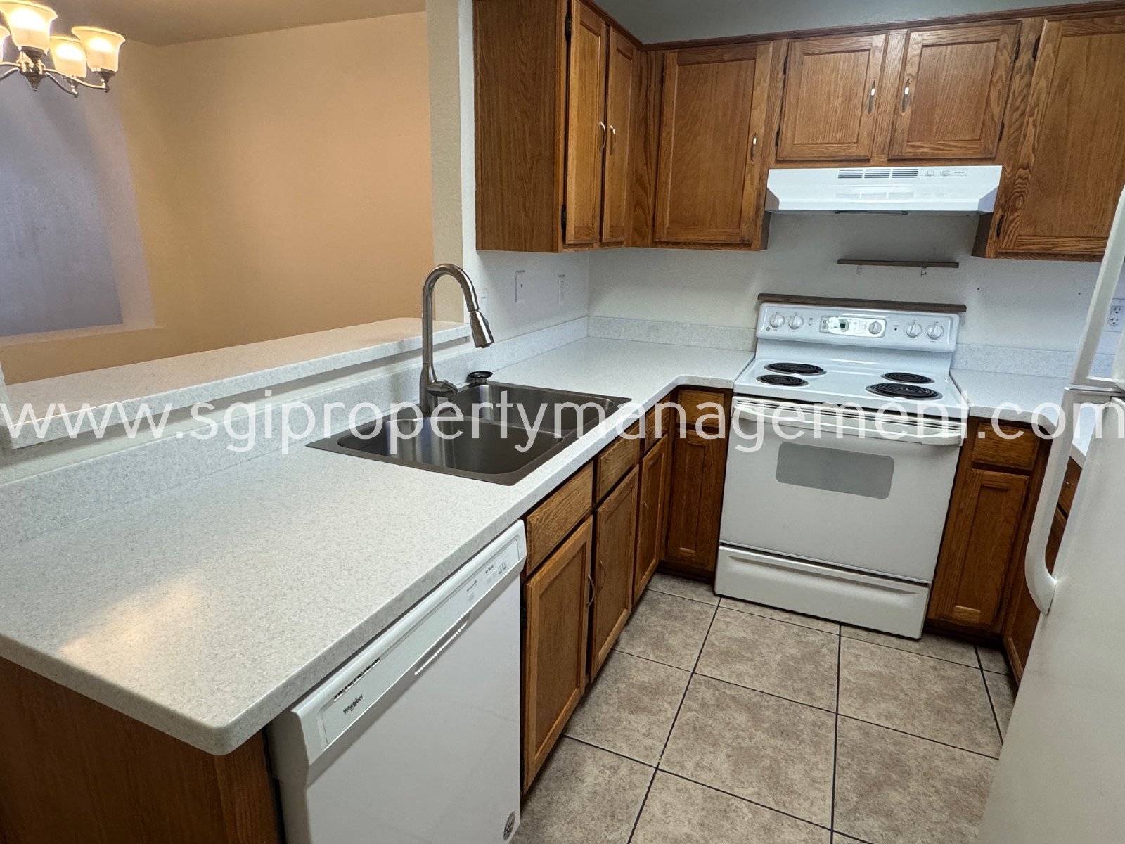 Cute 2 bedroom townhouse in quiet community property image