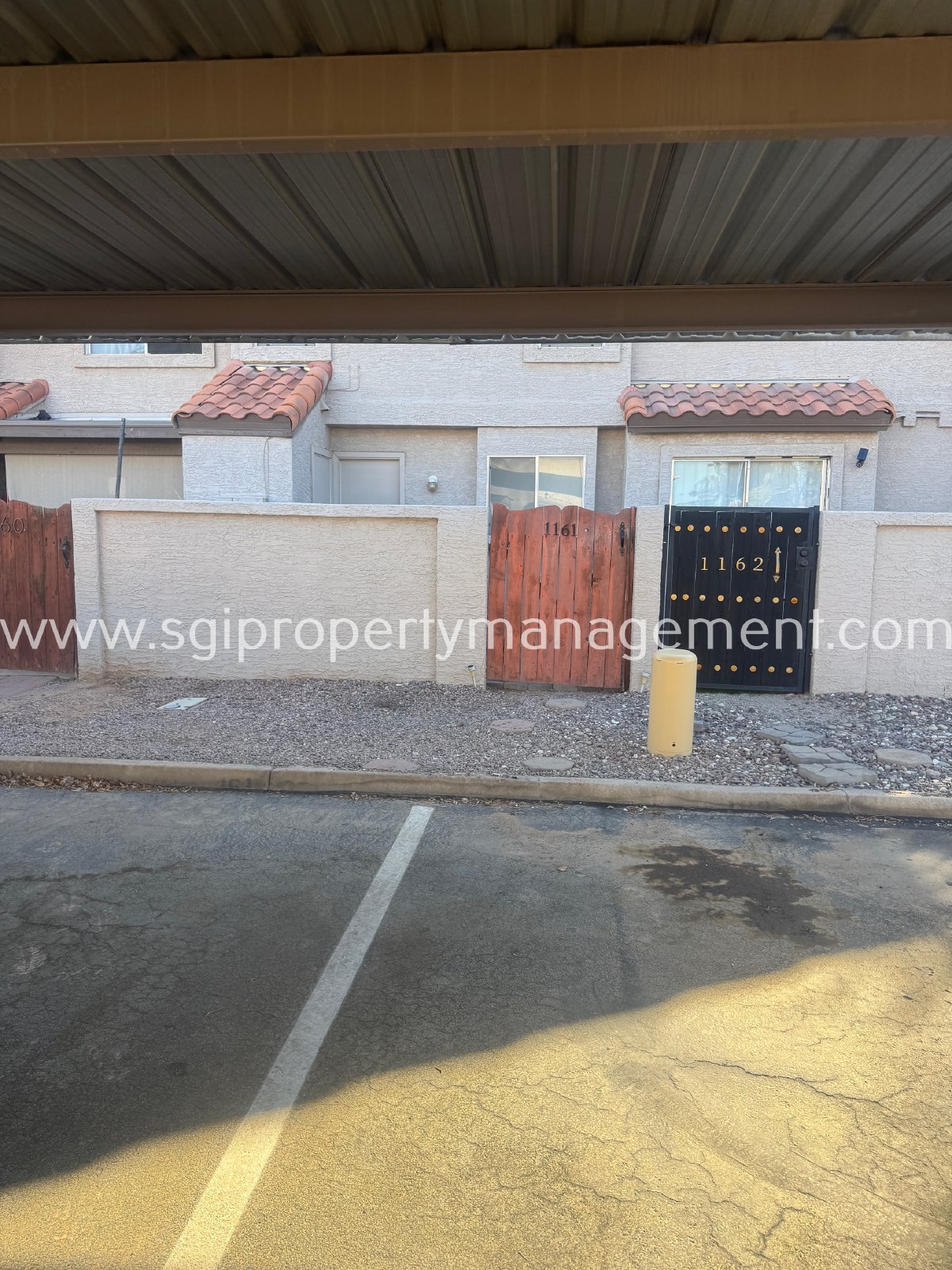 Cute 2 bedroom townhouse in quiet community property image