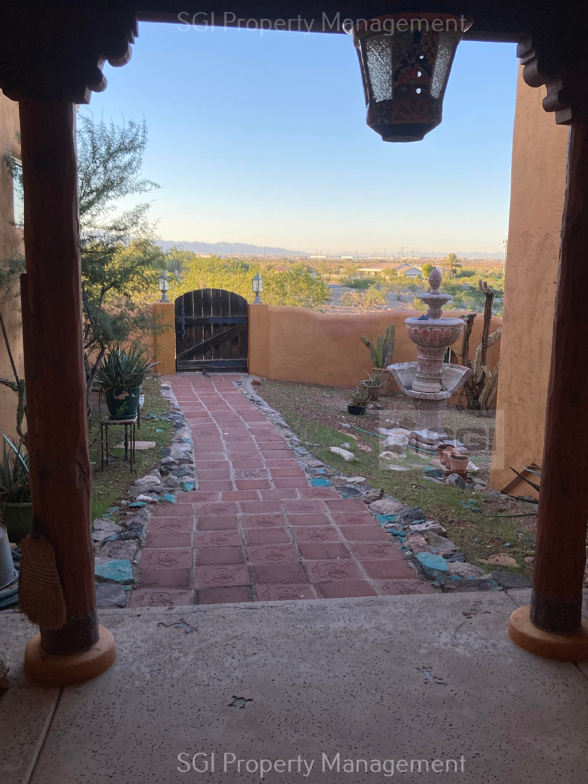 BEAUTIFUL HOME WITH PRIVATE POOL! property image