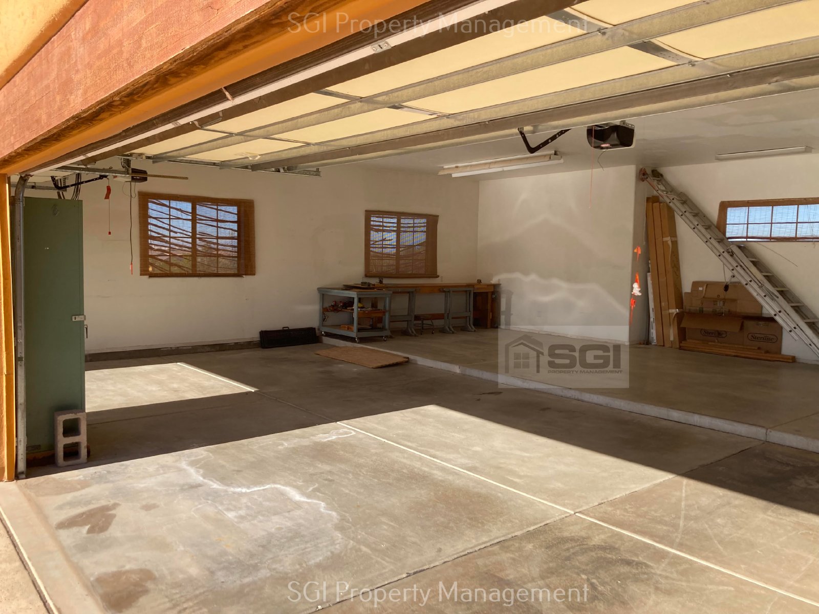 BEAUTIFUL HOME WITH PRIVATE POOL! property image