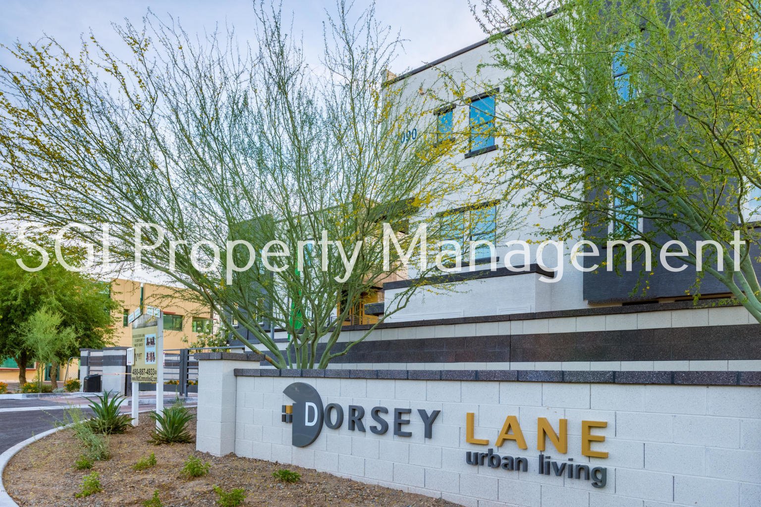 STUNNING 3 BEDROOM LUXURY TEMPE CONDO! property image