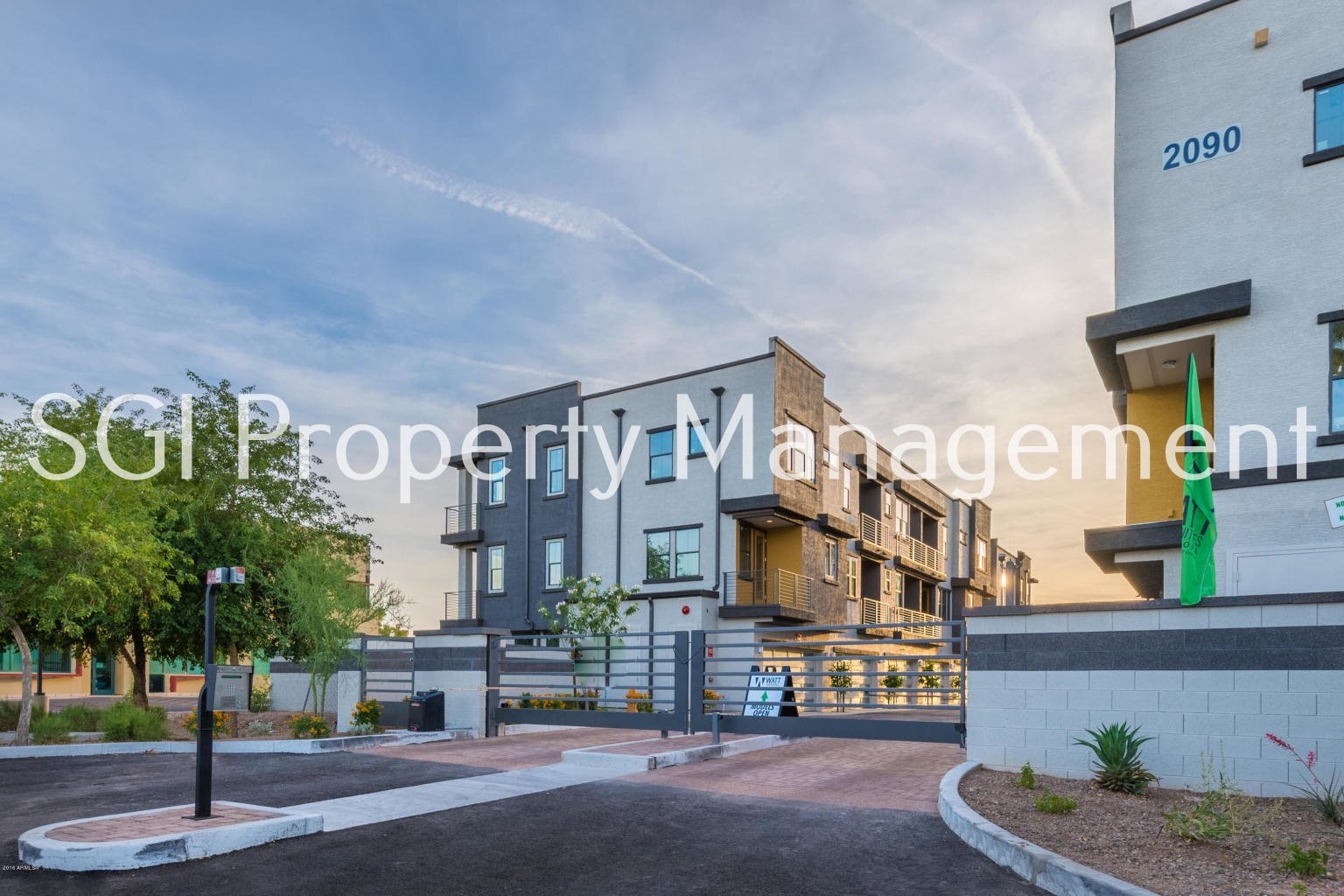 STUNNING 3 BEDROOM LUXURY TEMPE CONDO! property image