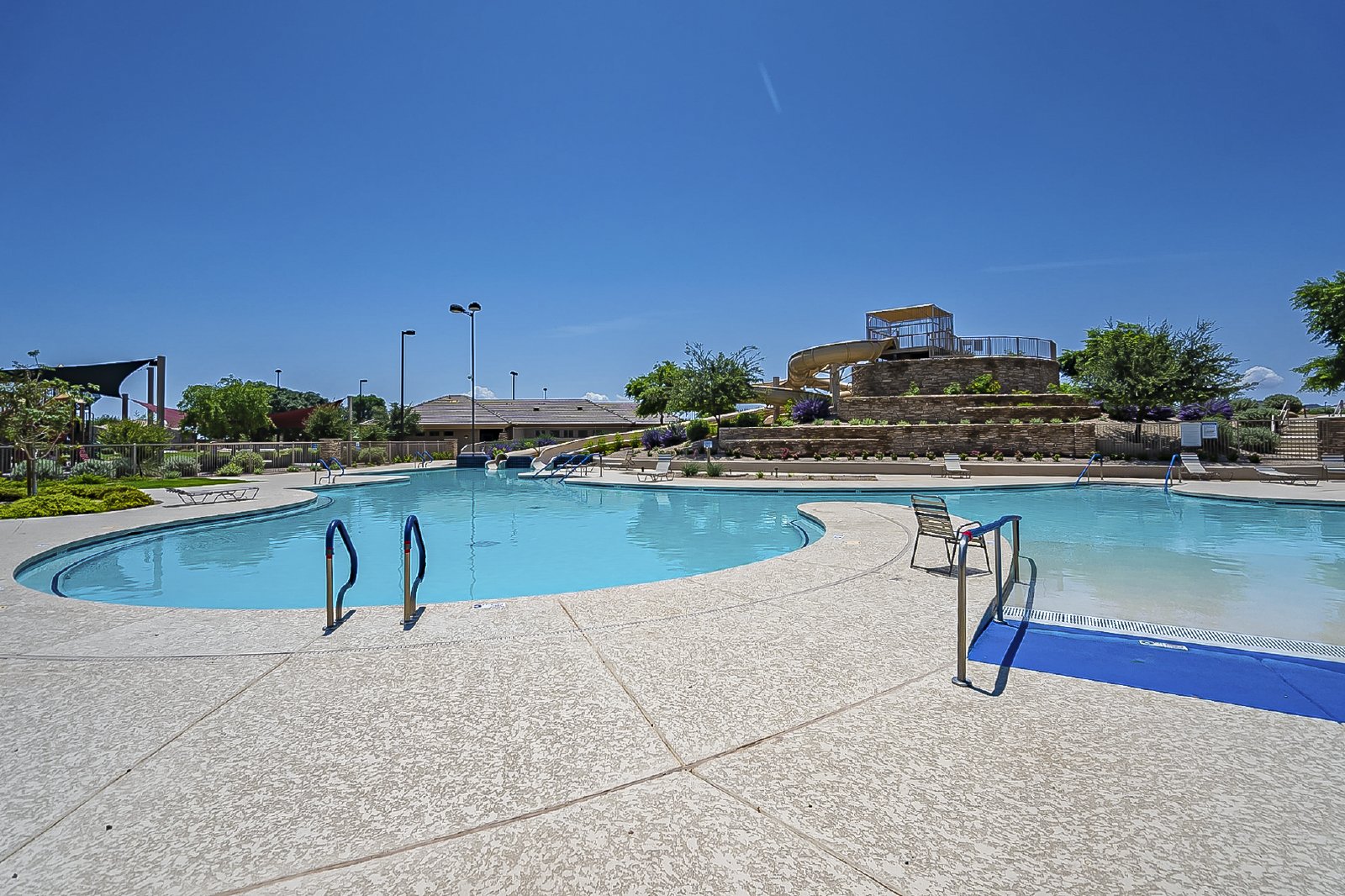 Beautiful 3 bedroom, 2 bathroom home property image