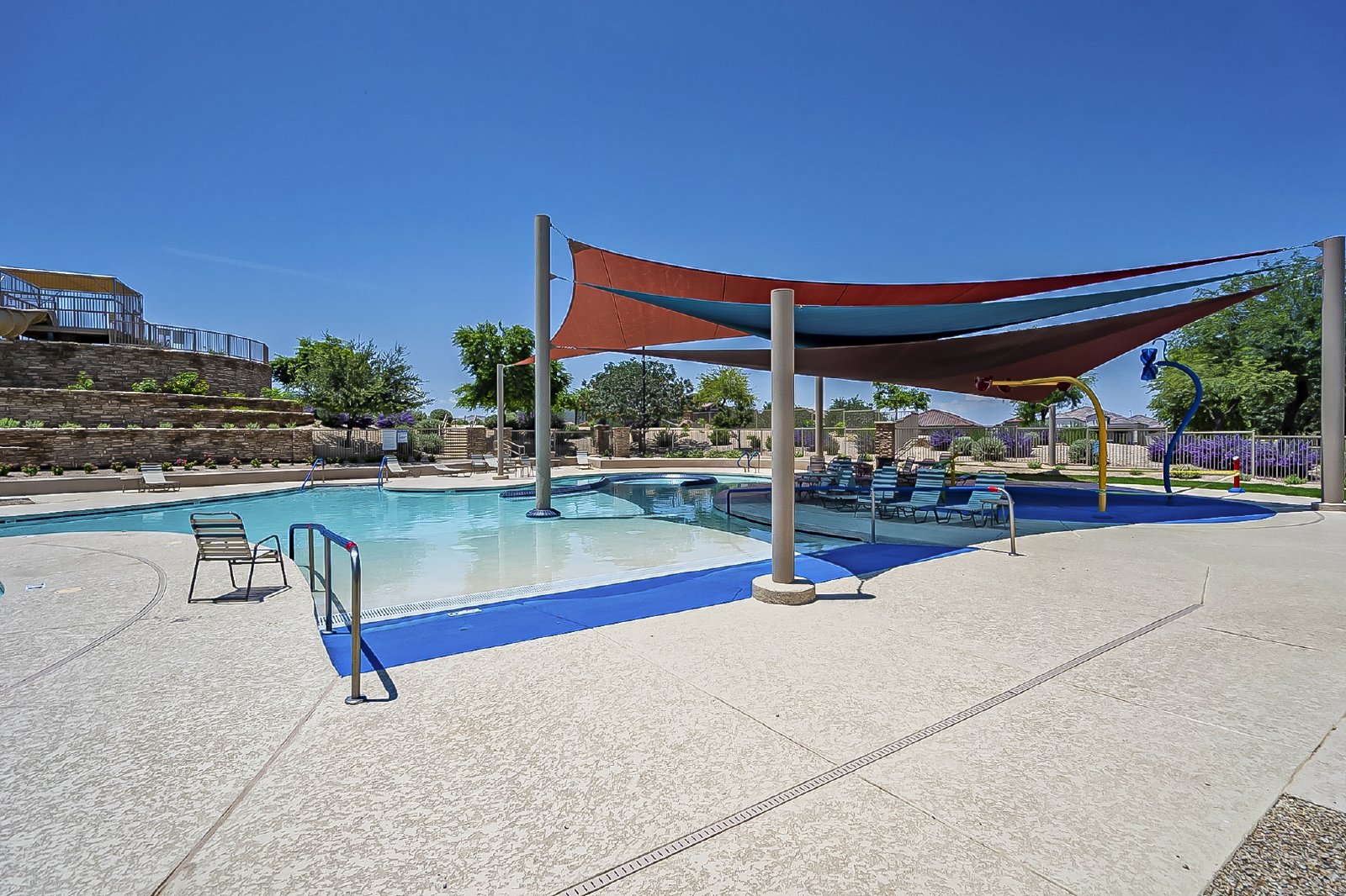 Beautiful 3 bedroom, 2 bathroom home property image