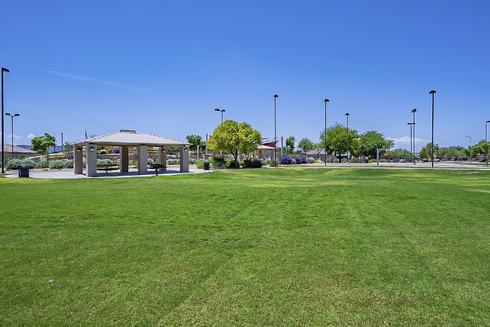 Beautiful 3 bedroom, 2 bathroom home property image