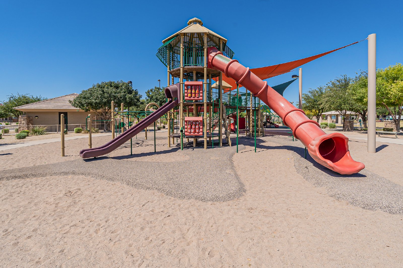 Beautiful 3 bedroom, 2 bathroom home property image