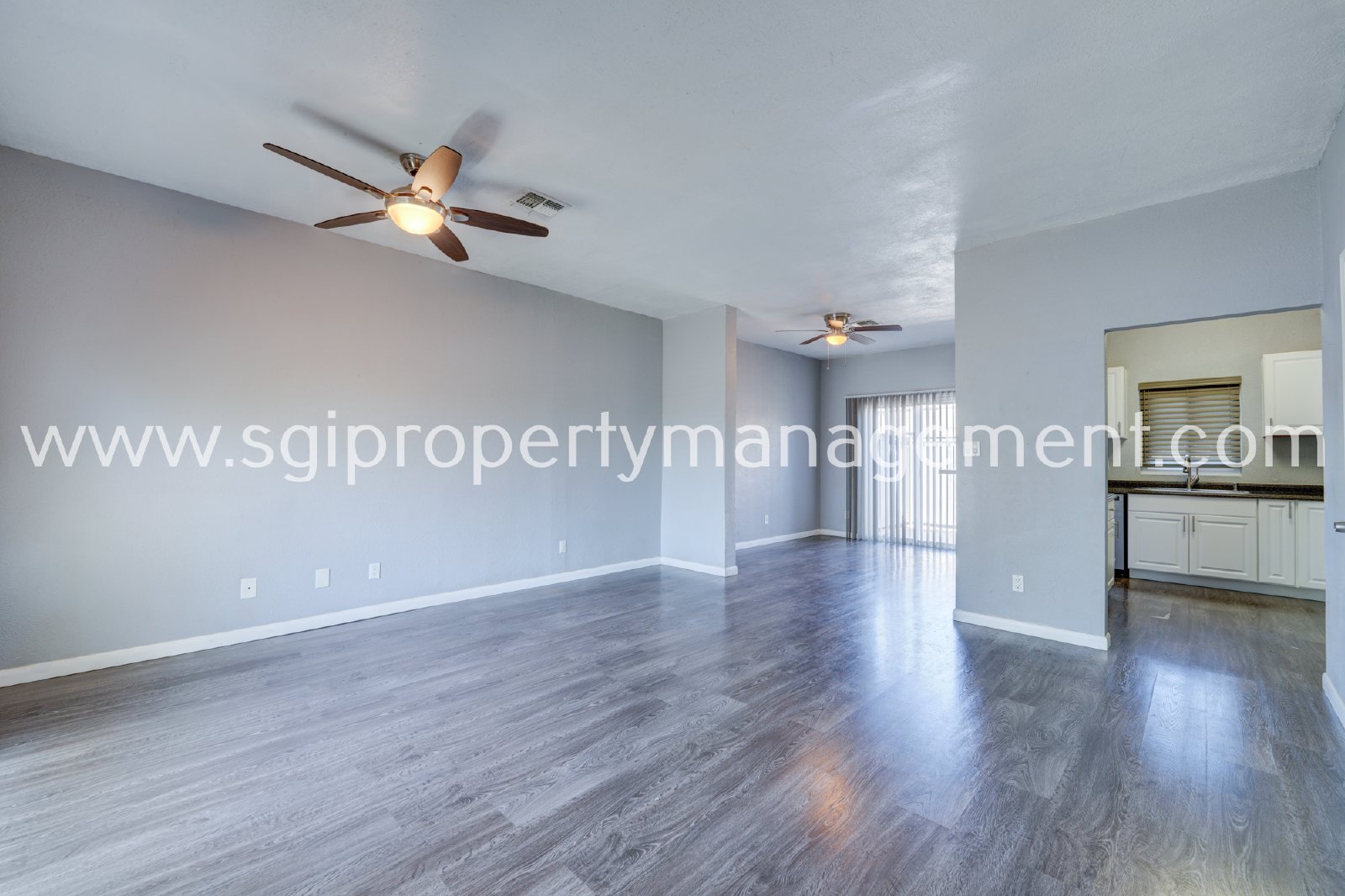 Highly upgraded North Phoenix townhome property image