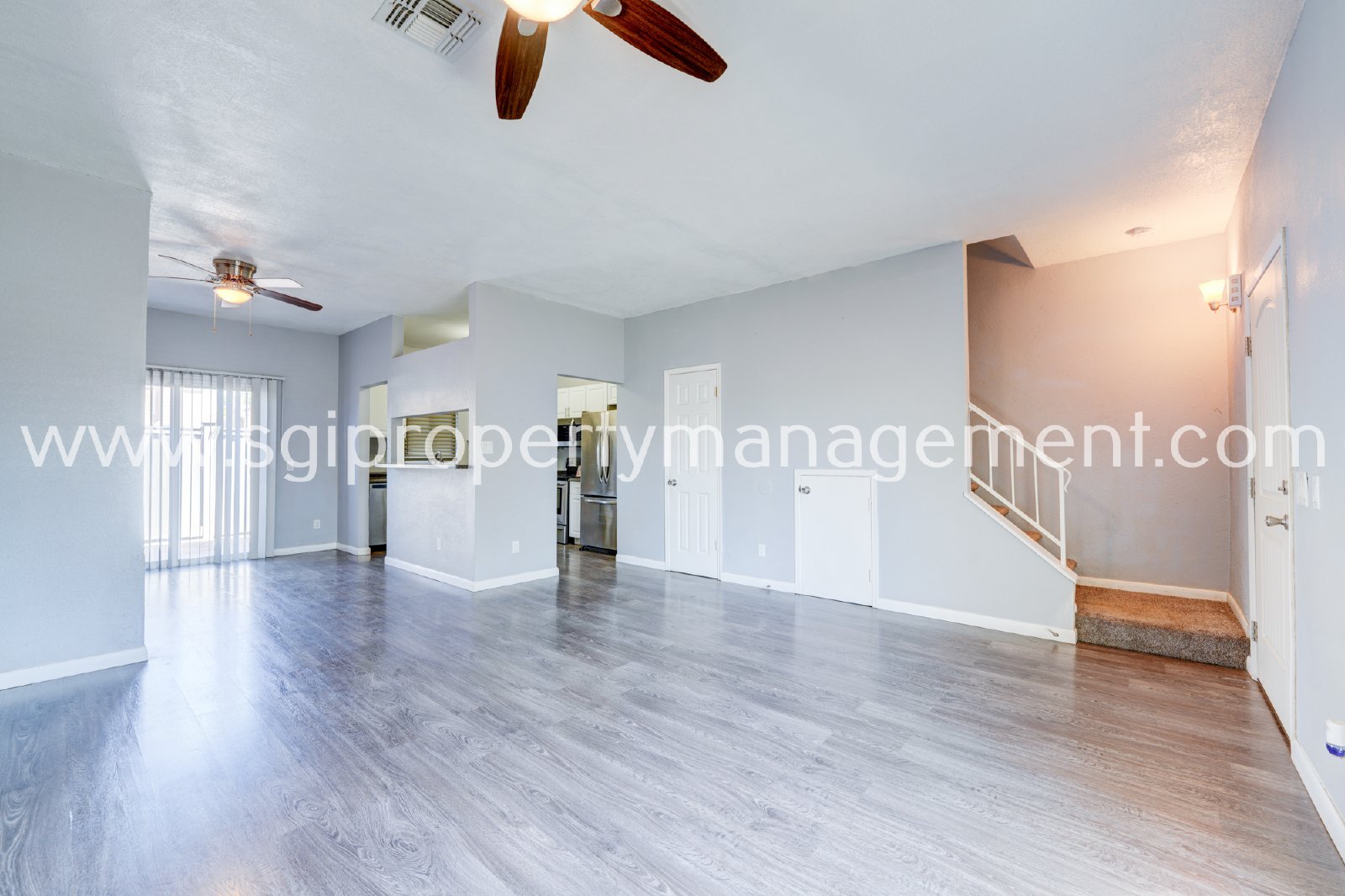 Highly upgraded North Phoenix townhome property image