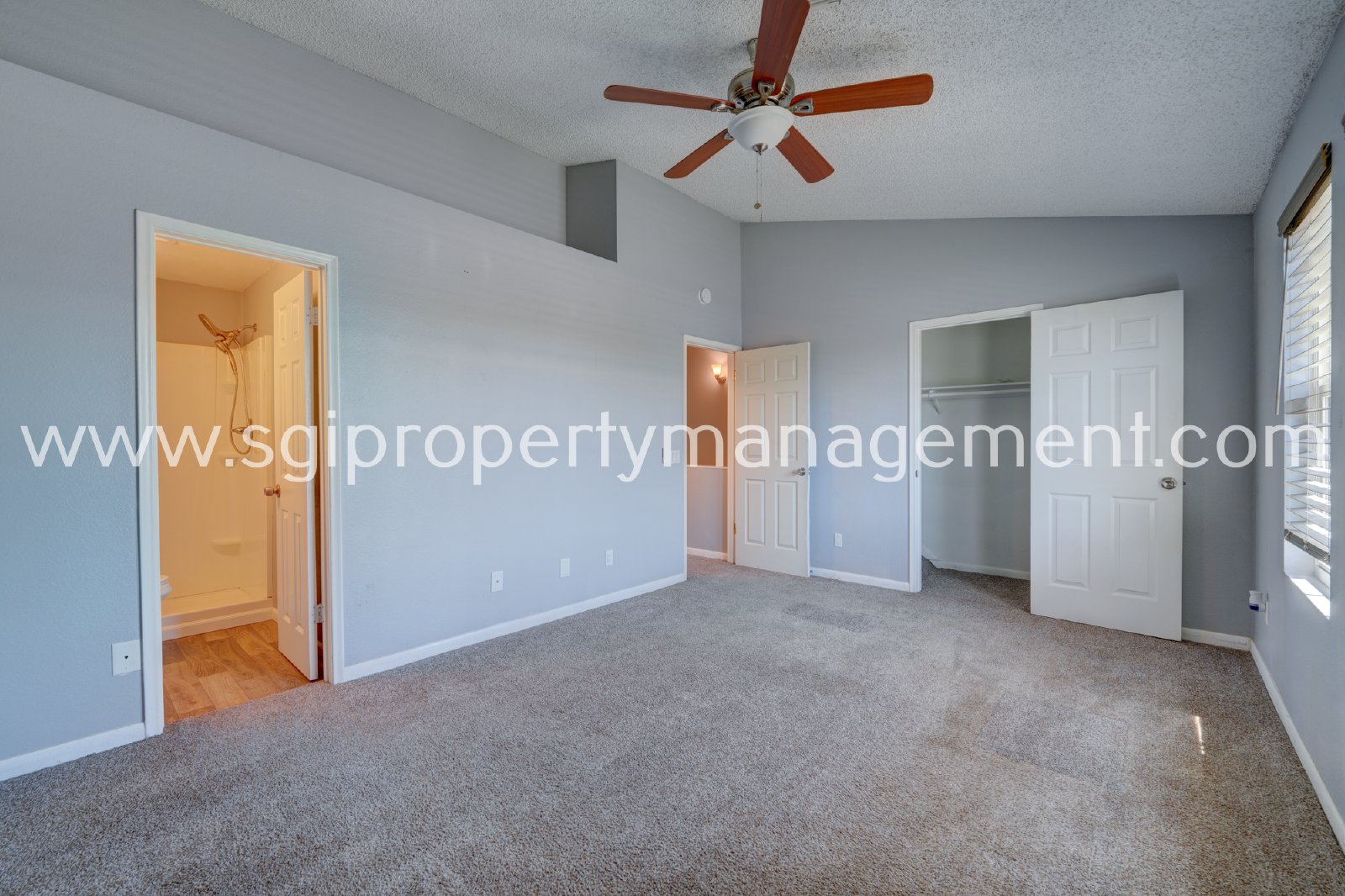 Highly upgraded North Phoenix townhome property image