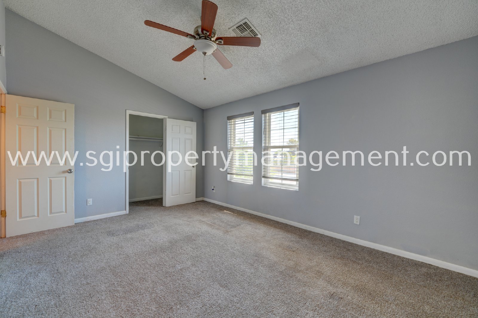 Highly upgraded North Phoenix townhome property image