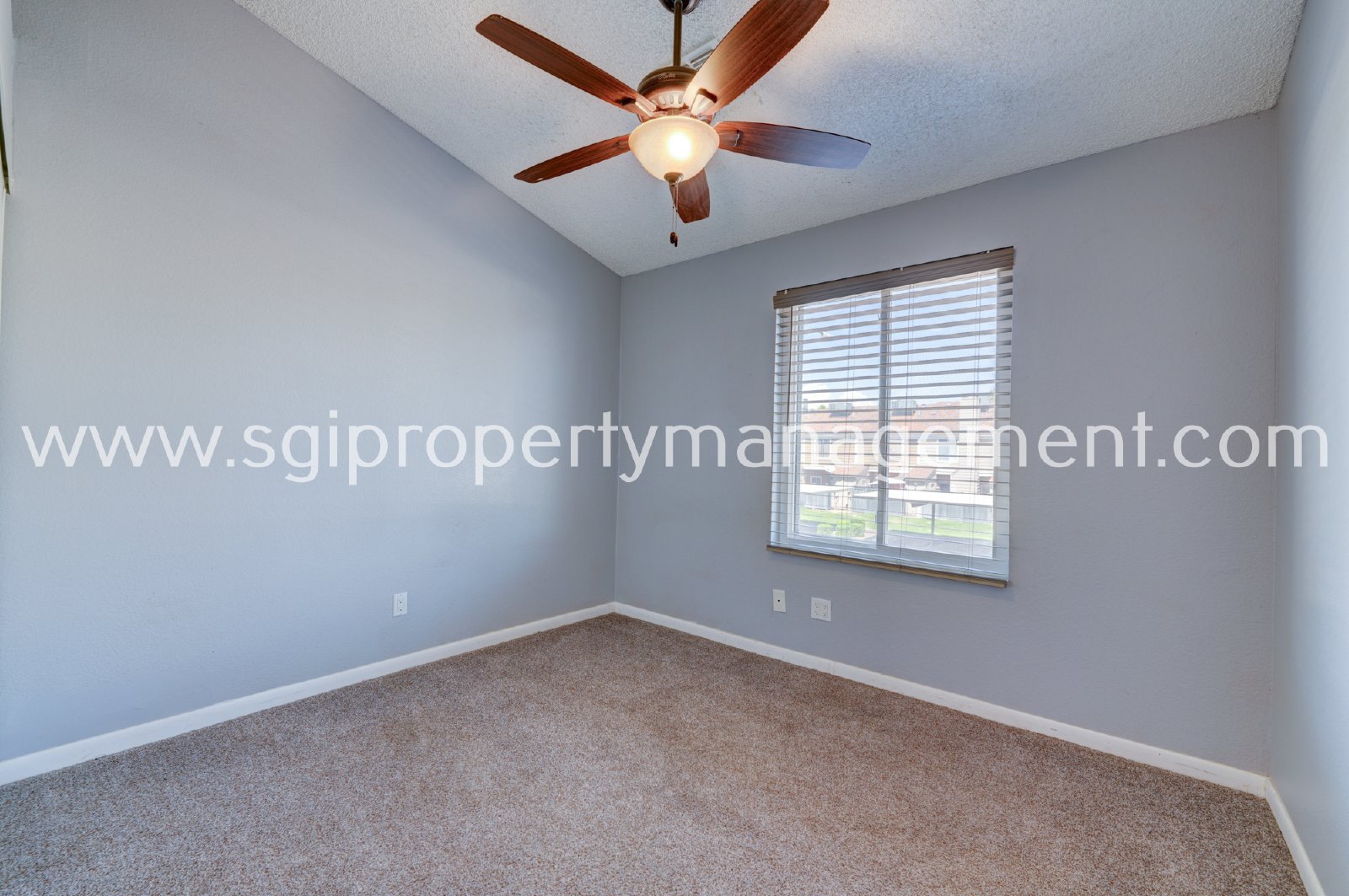 Highly upgraded North Phoenix townhome property image