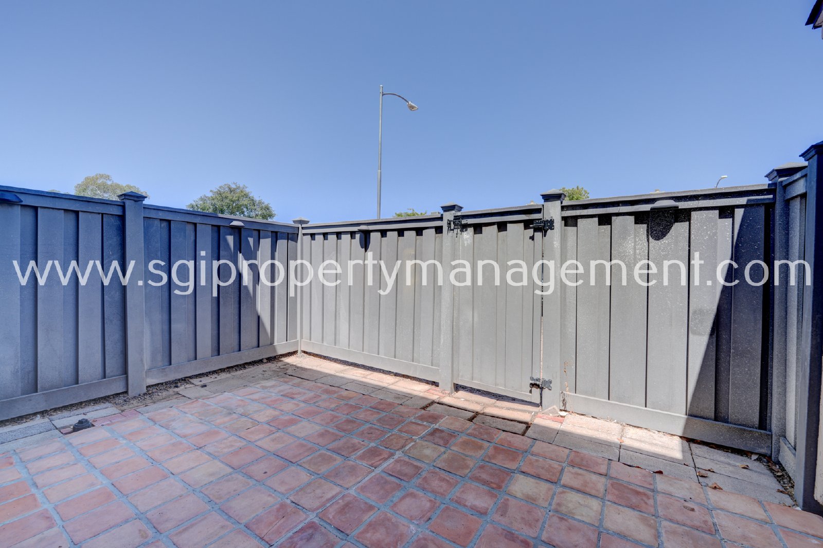 Highly upgraded North Phoenix townhome property image