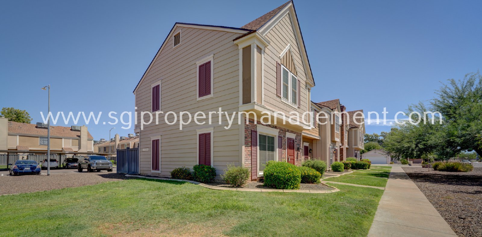 Highly upgraded North Phoenix townhome property image