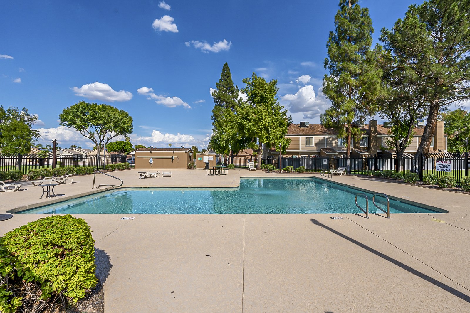 Highly upgraded North Phoenix townhome property image