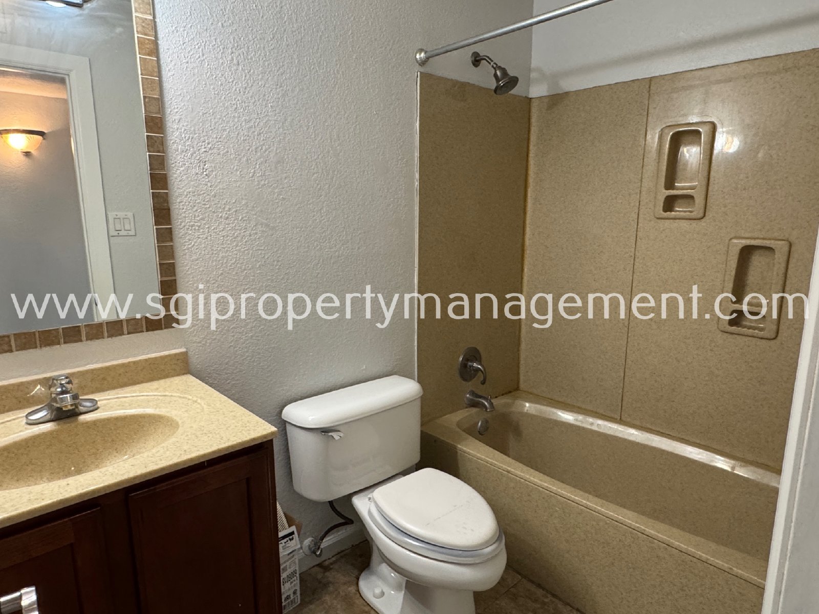 4 Bedroom Tempe Home With Private Pool property image