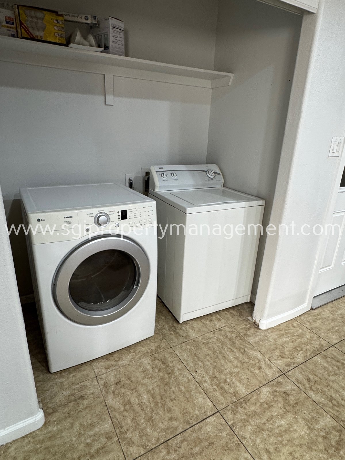 4 Bedroom Tempe Home With Private Pool property image