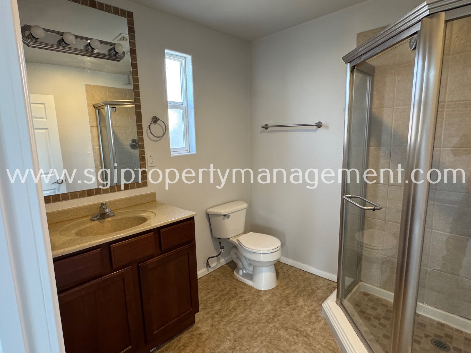 4 Bedroom Tempe Home With Private Pool property image