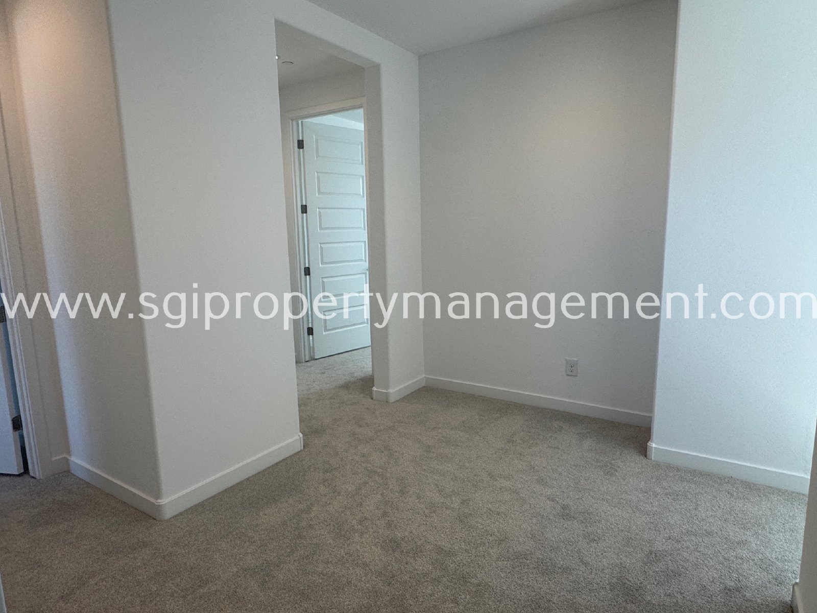 BRAND NEW 4 BEDROOM 3 BATHROOM PEORIA HOME property image