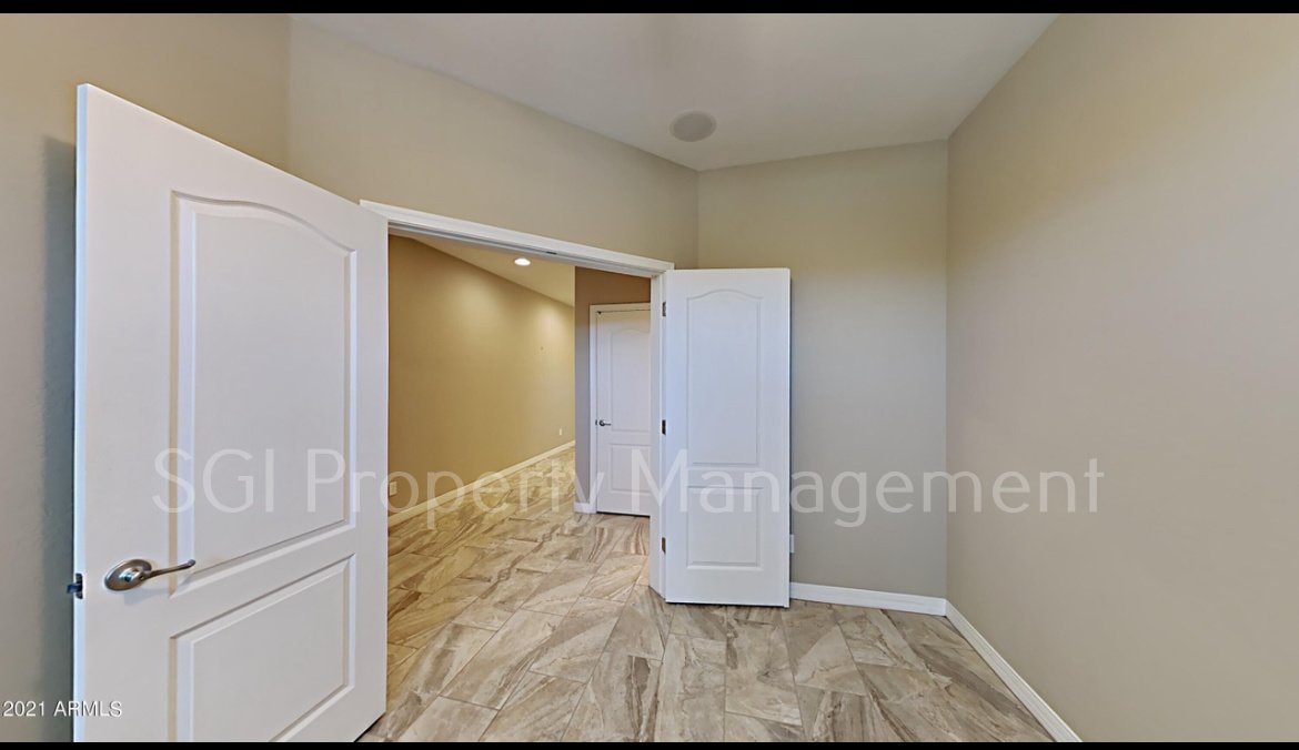 Beautiful and spacious Mesa home property image