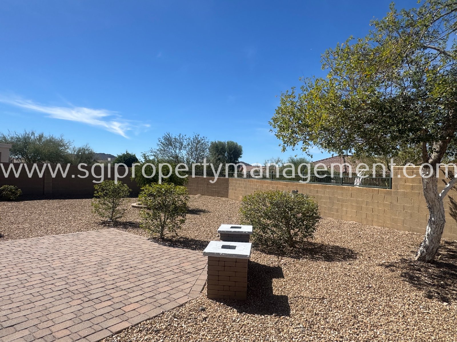 Anthem home with 3 bedrooms, den and 2 bathrooms property image