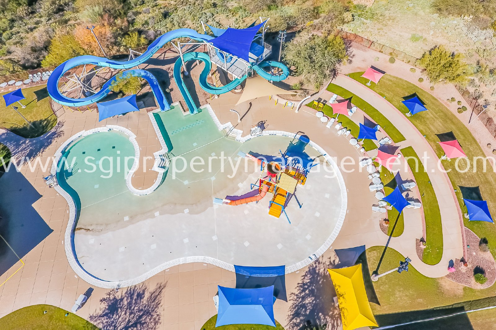 Anthem home with 3 bedrooms, den and 2 bathrooms property image