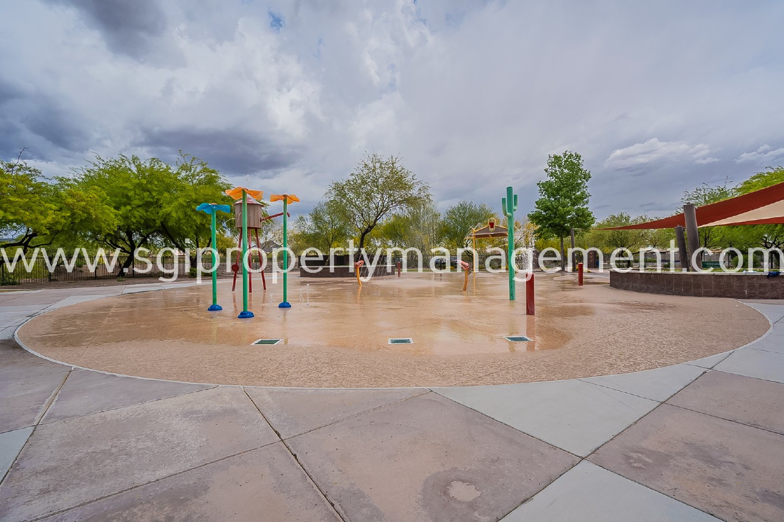 Anthem home with 3 bedrooms, den and 2 bathrooms property image