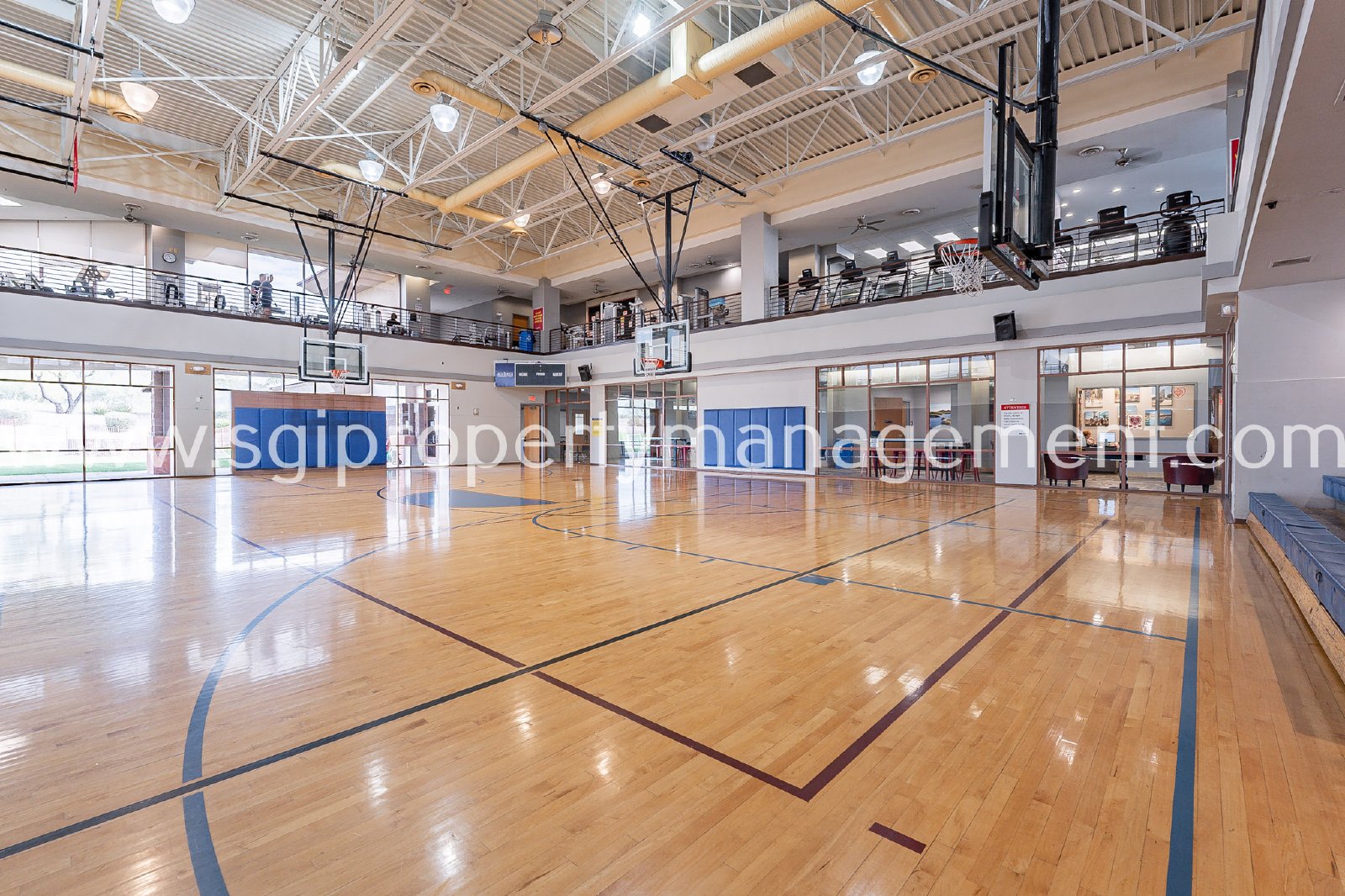 Anthem home with 3 bedrooms, den and 2 bathrooms property image