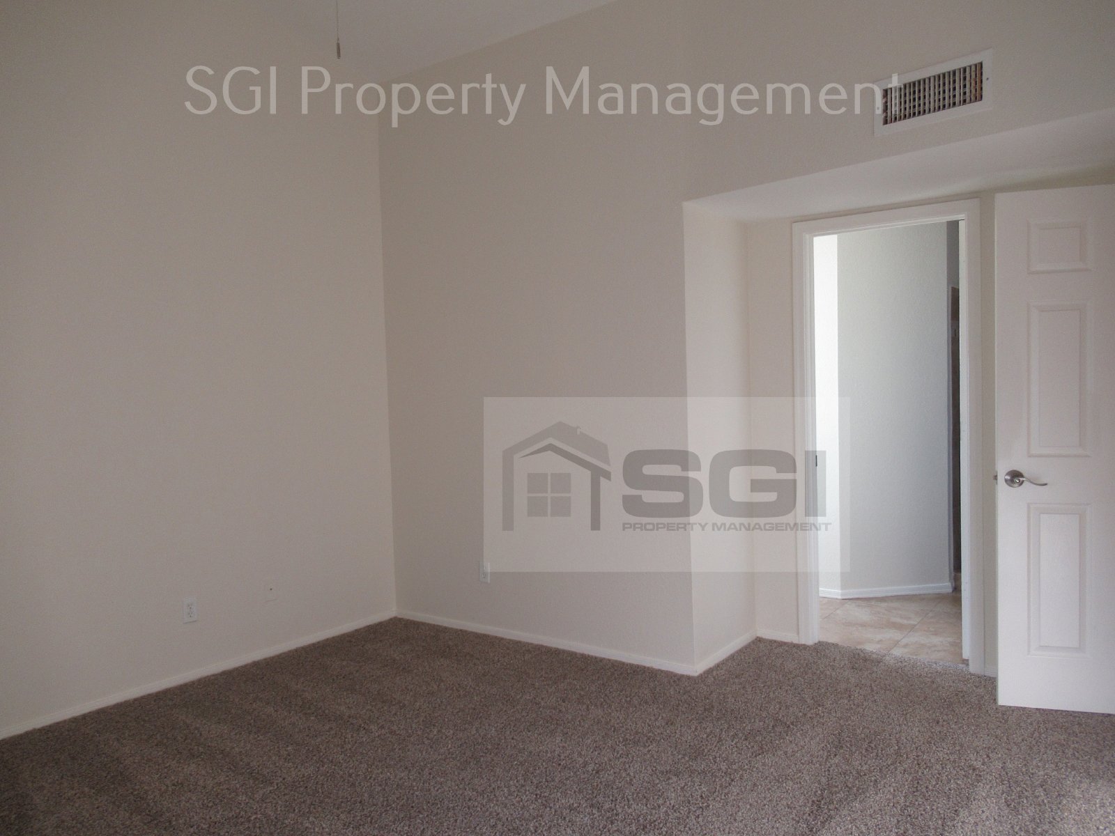 Nicely updated 3 bedroom, 2 bath house in great location property image