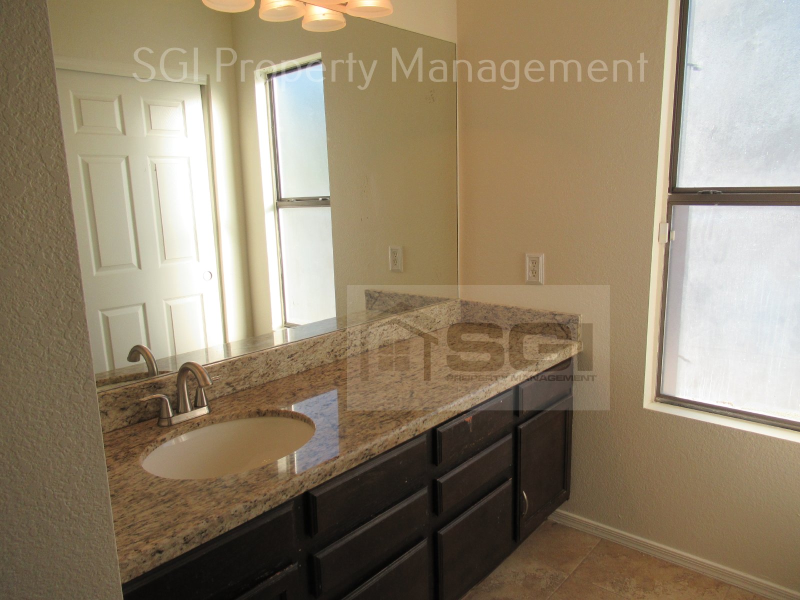 Nicely updated 3 bedroom, 2 bath house in great location property image