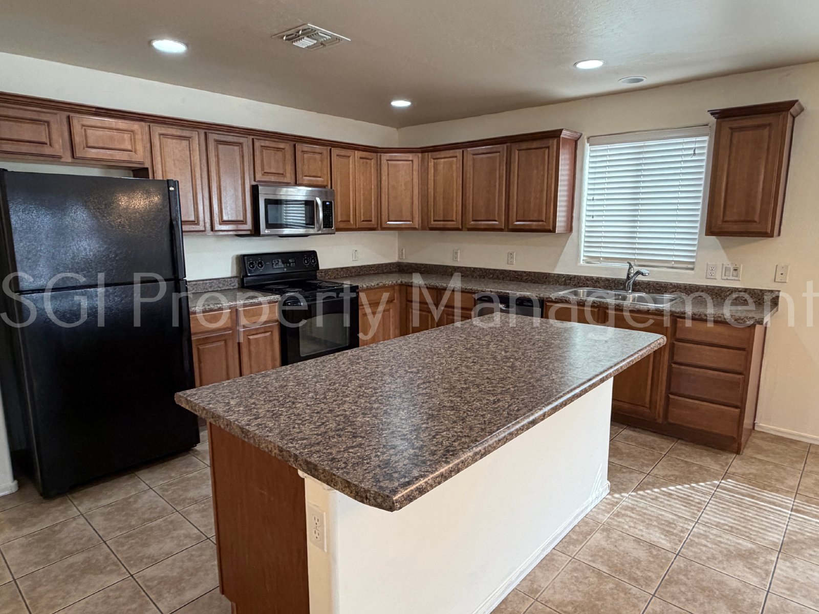 SINGLE LEVEL CASA GRANDE PROPERTY!! property image