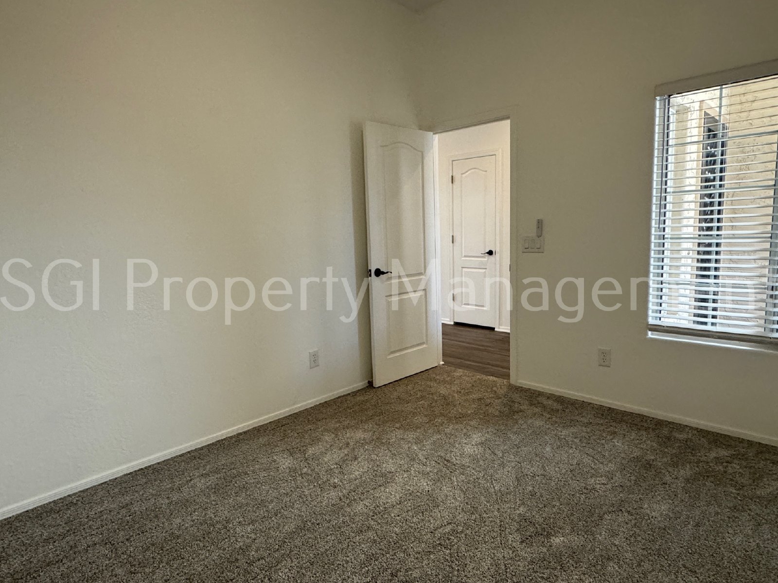 Stunning Scottsdale home ready for move in property image