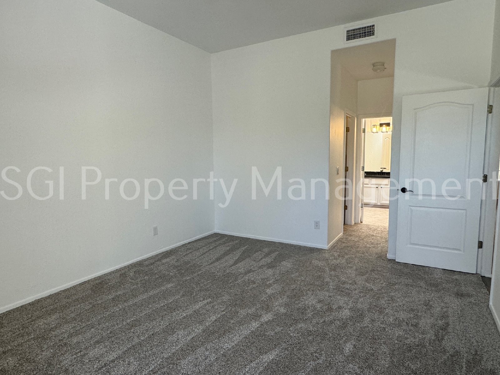 Stunning Scottsdale home ready for move in property image