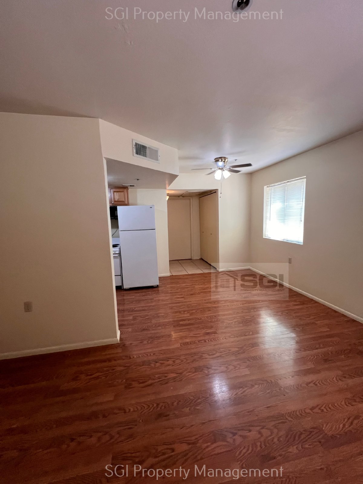 Nice one bedroom condo in Surprise! property image