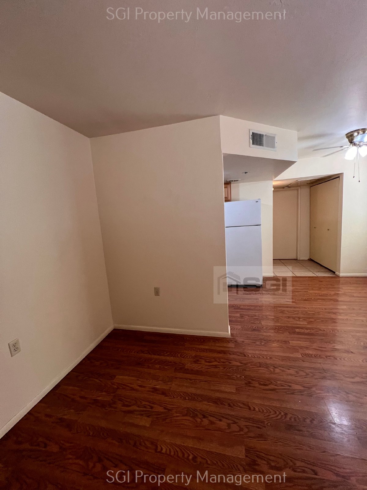 Nice one bedroom condo in Surprise! property image