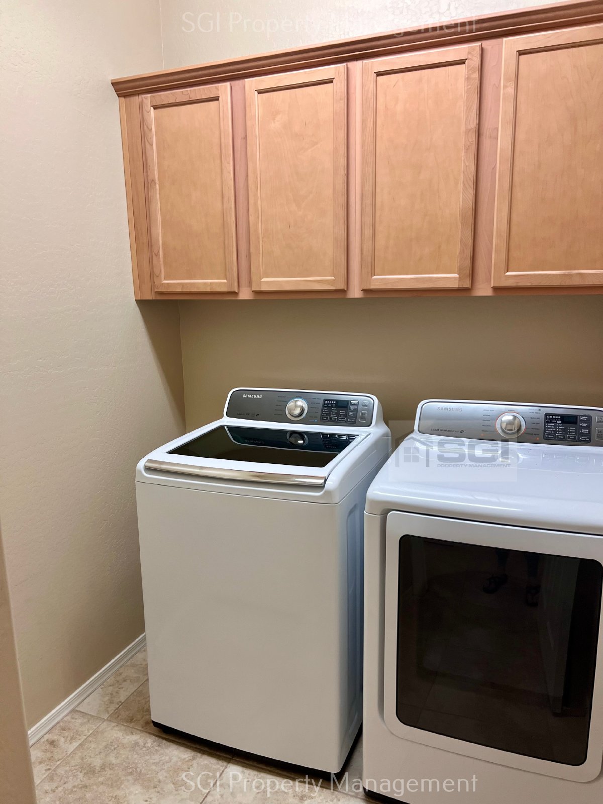 4 bedroom, 2 bathroom home nestled within the desirable Dahlia Pointe. property image