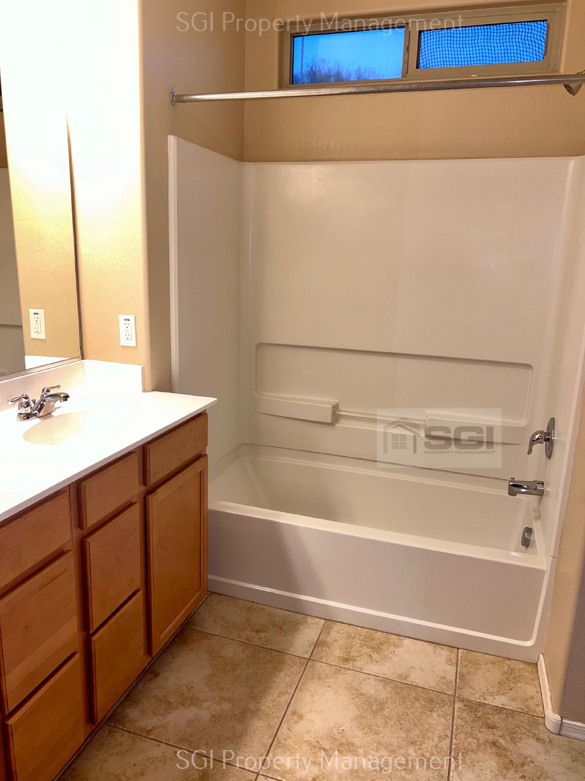 4 bedroom, 2 bathroom home nestled within the desirable Dahlia Pointe. property image