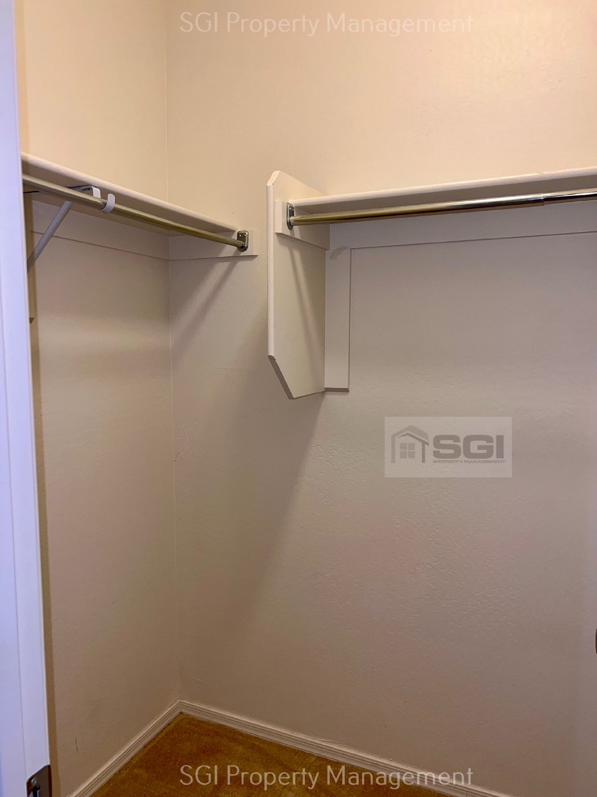 4 bedroom, 2 bathroom home nestled within the desirable Dahlia Pointe. property image