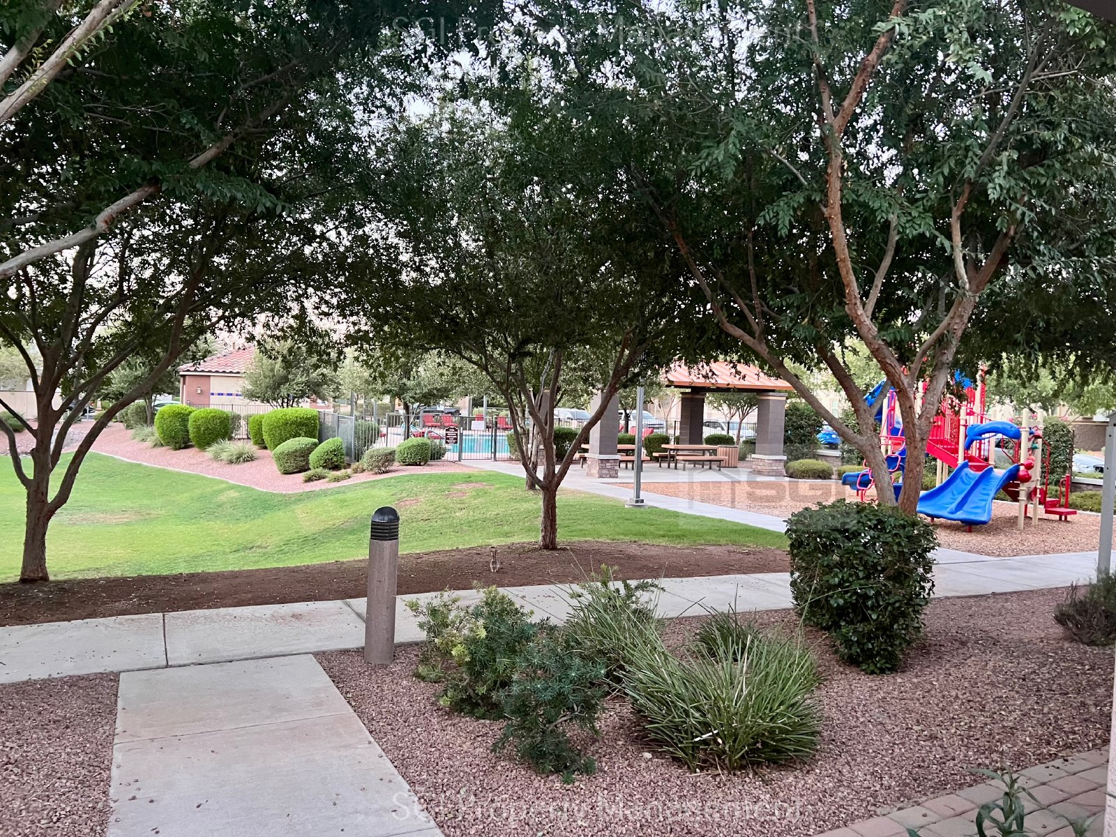 4 bedroom, 2 bathroom home nestled within the desirable Dahlia Pointe. property image