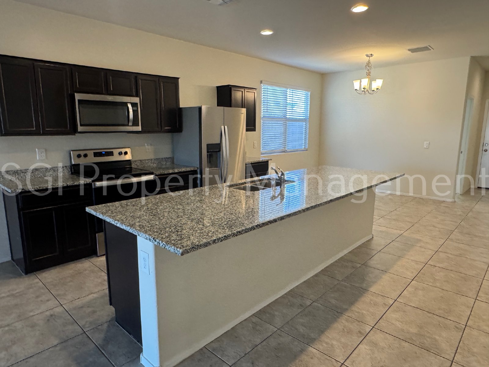 Beautiful home ready for move in property image