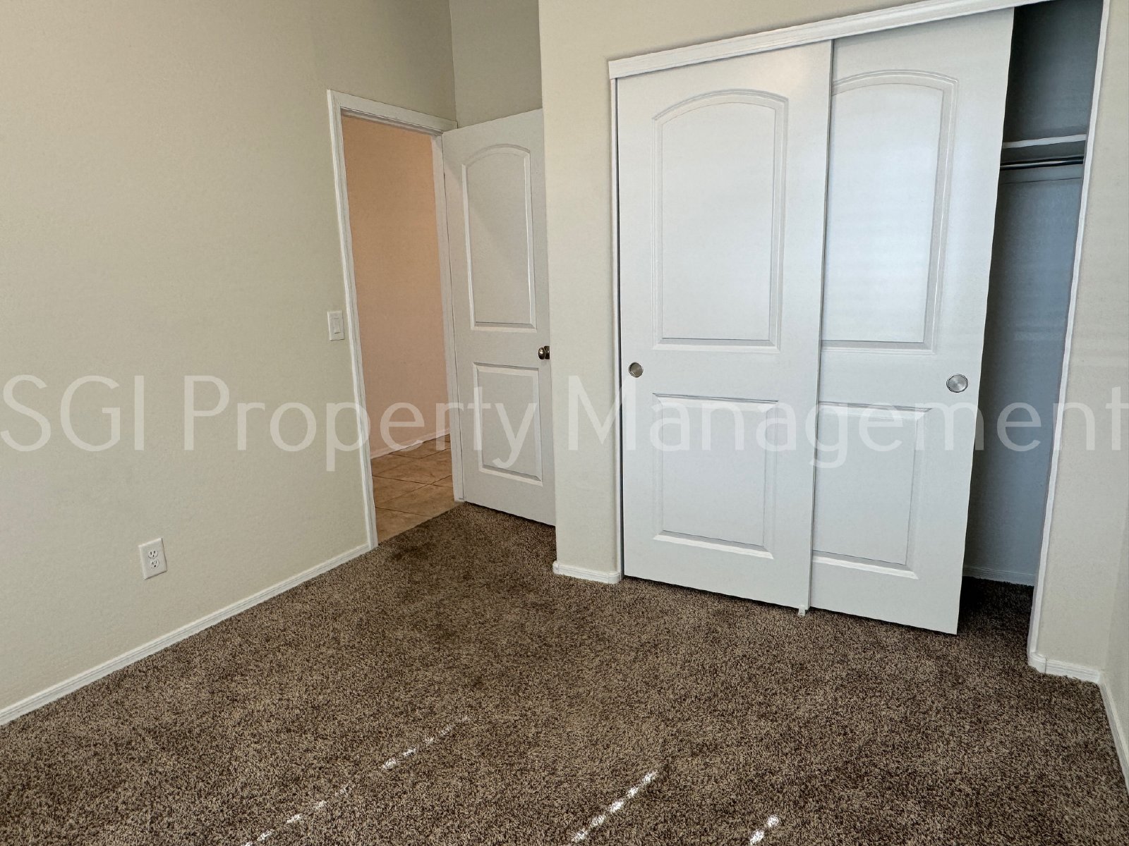 Beautiful home ready for move in property image