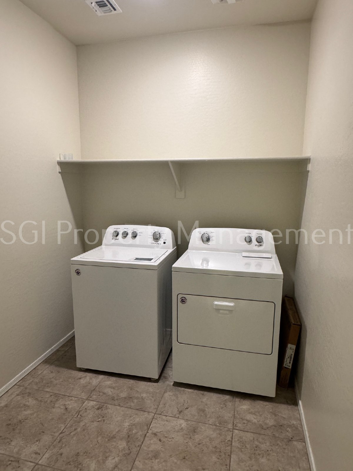 Beautiful home ready for move in property image